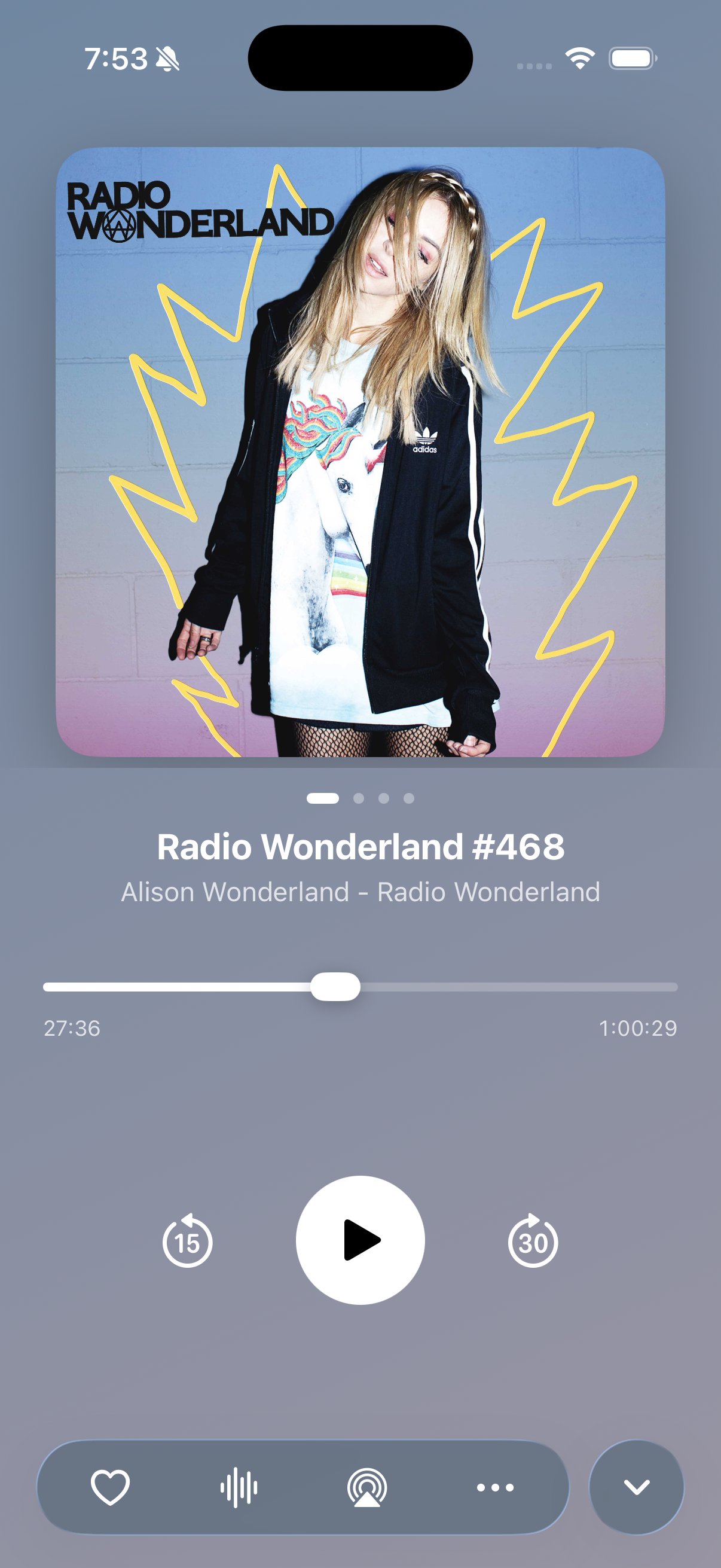 PodMeister player screen tinted to match the current podcast artwork.